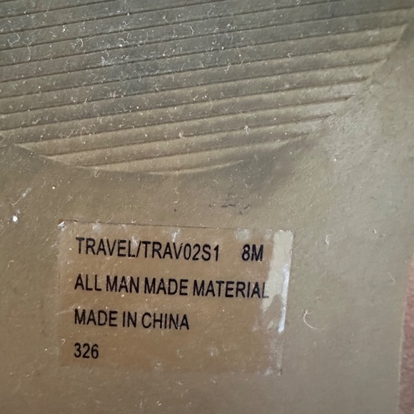 Steve Madden Clear Travel Sandal - size 8 - Picture 7 of 7